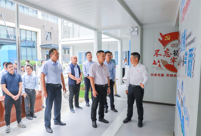 金龙迎宾集团纪委组织发展“清廉共建· 昭通国际企业孵化器五期工程改扩建项目”活动