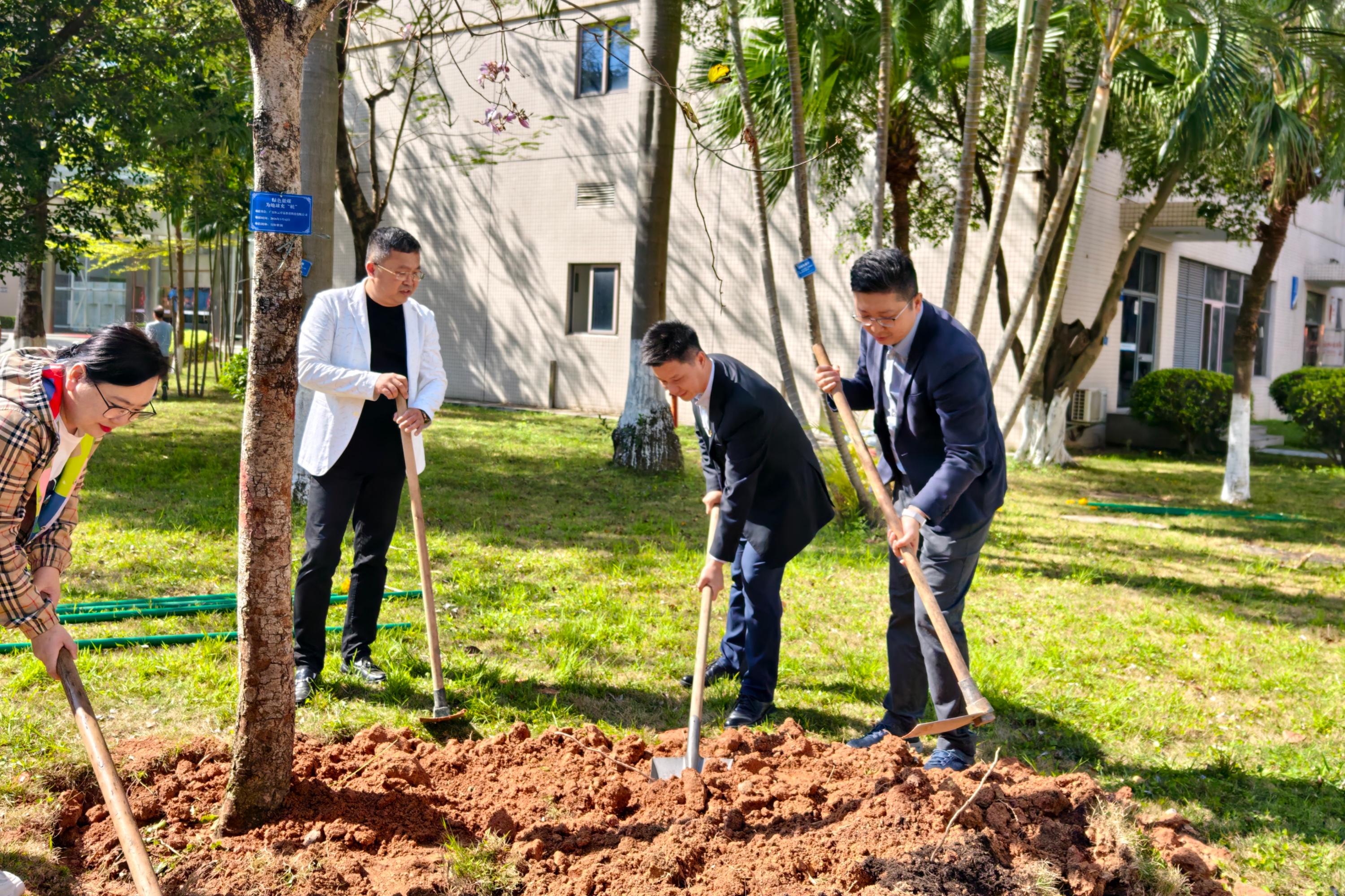 金龙迎宾·(中国)有限公司官网